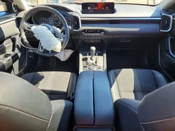 
										Mazda CX-50 full									