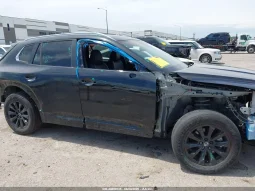 
										Mazda CX-50 full									