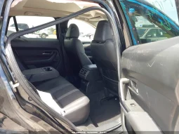 
										Mazda CX-50 full									
