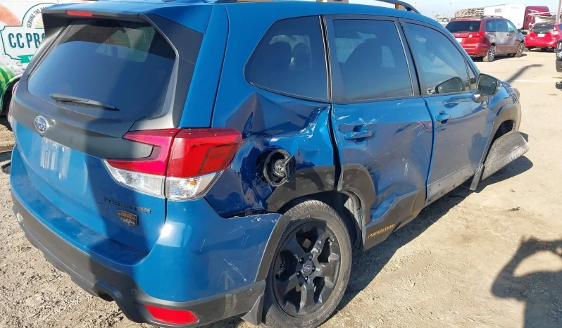 
								Subaru Forester full									