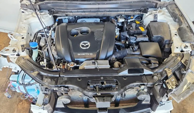 
								Mazda CX-5 full									