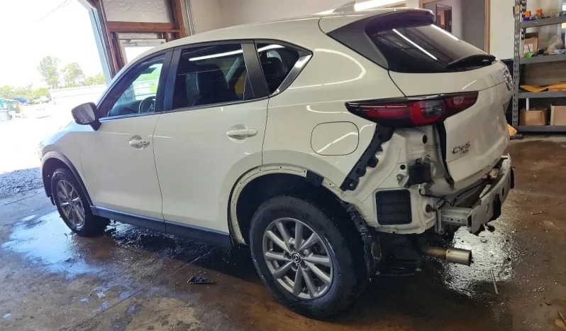 
								Mazda CX-5 full									