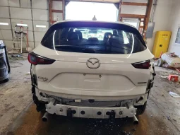 
										Mazda CX-5 full									