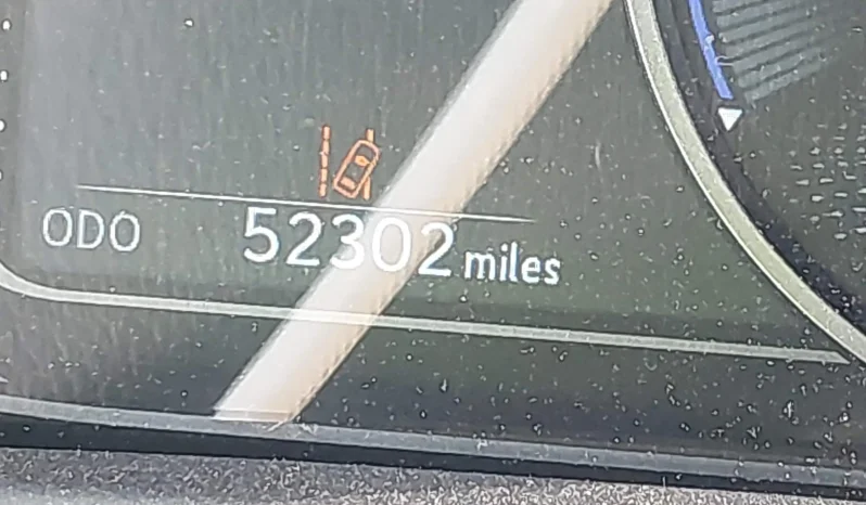 
								Lexus UX 250H full									