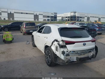 Lexus UX 250H