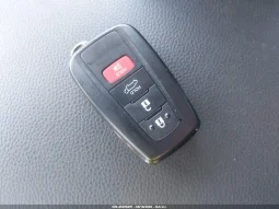
										Toyota RAV4 full									