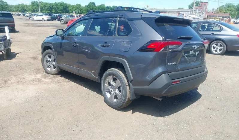 
								Toyota RAV4 full									