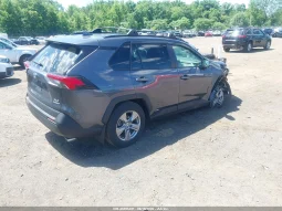 
										Toyota RAV4 full									