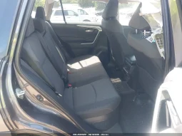 
										Toyota RAV4 full									