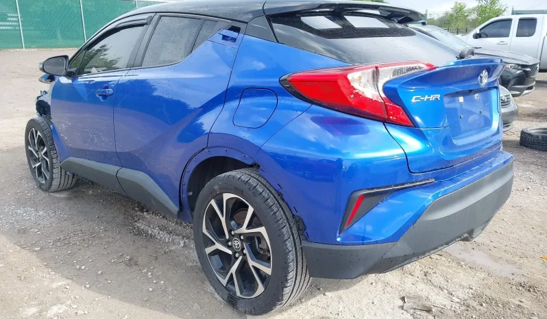 
								Toyota C-HR full									