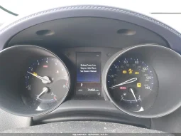 
										Toyota C-HR full									