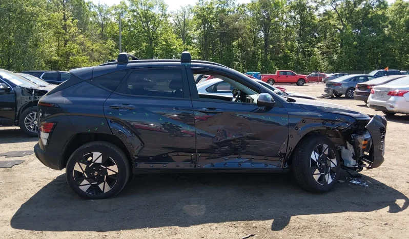 
								Hyundai Kona full									