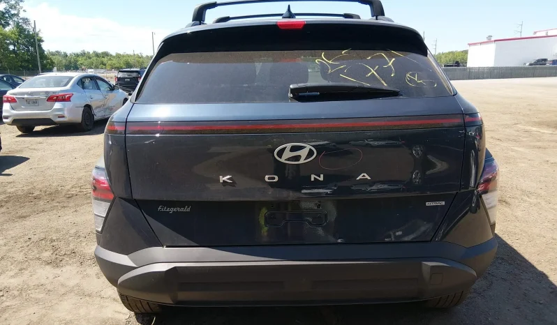 
								Hyundai Kona full									