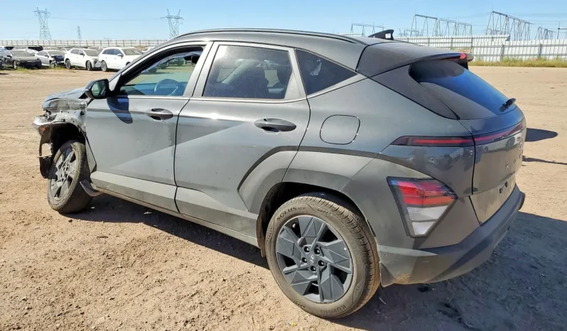 
								Hyundai Kona full									