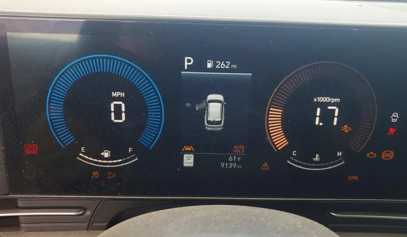 
								Hyundai Kona full									