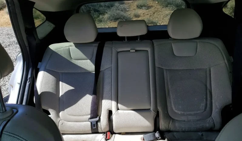 
								Hyundai Tucson full									