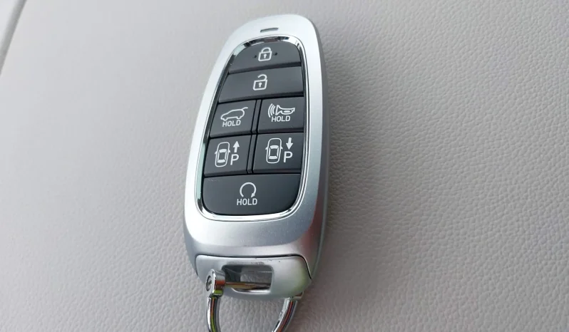 
								Hyundai Tucson full									