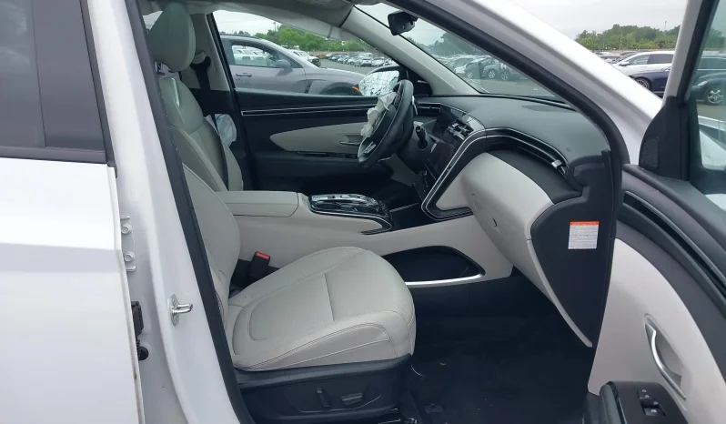 
								Hyundai Tucson full									