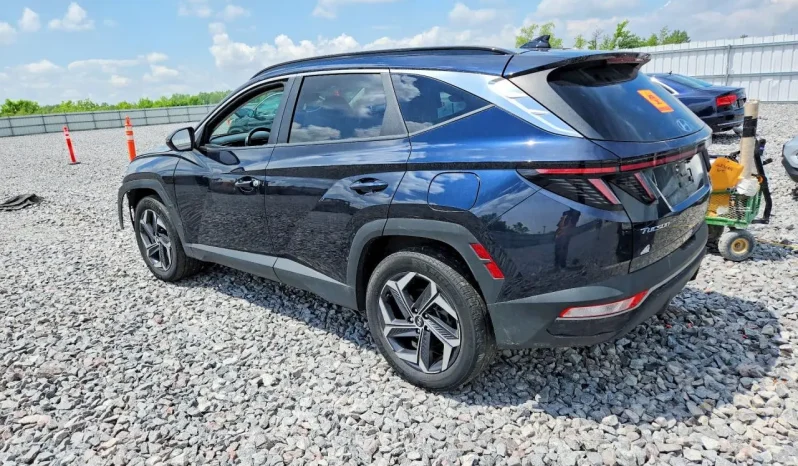 
								Hyundai Tucson full									