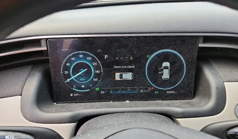
								Hyundai Tucson full									