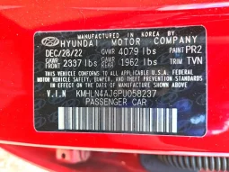 
										Hyundai Elantra full									