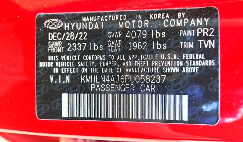 
								Hyundai Elantra full									