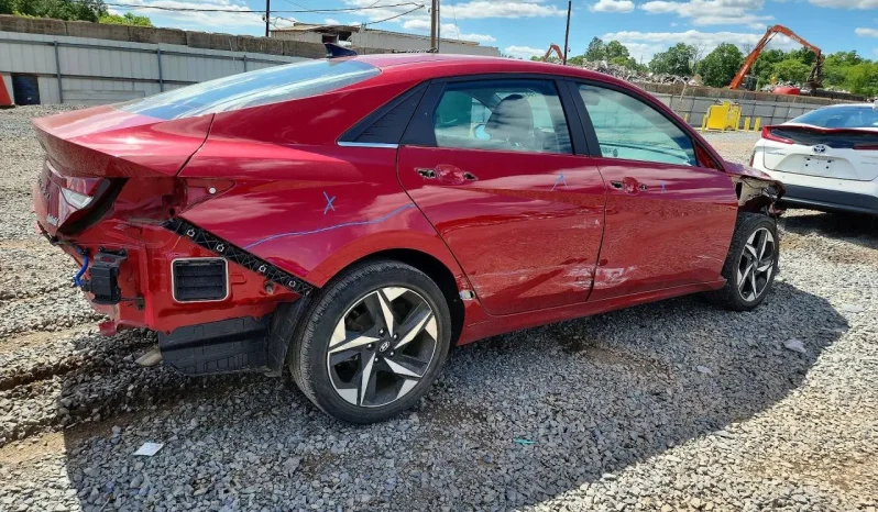 
								Hyundai Elantra full									
