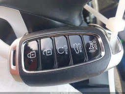 
										Hyundai Elantra full									