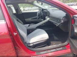 
										Hyundai Elantra full									