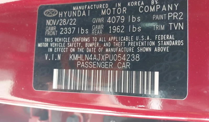 
								Hyundai Elantra full									