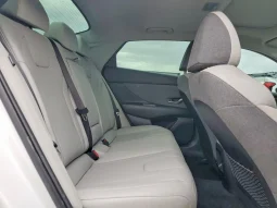 
										Hyundai Elantra full									