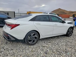 
										Hyundai Elantra full									