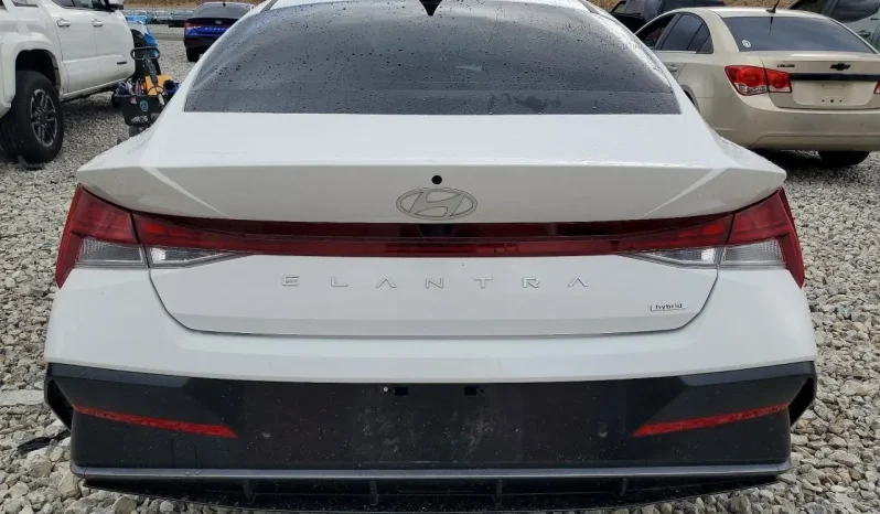 
								Hyundai Elantra full									