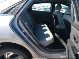 
										Hyundai Elantra full									
