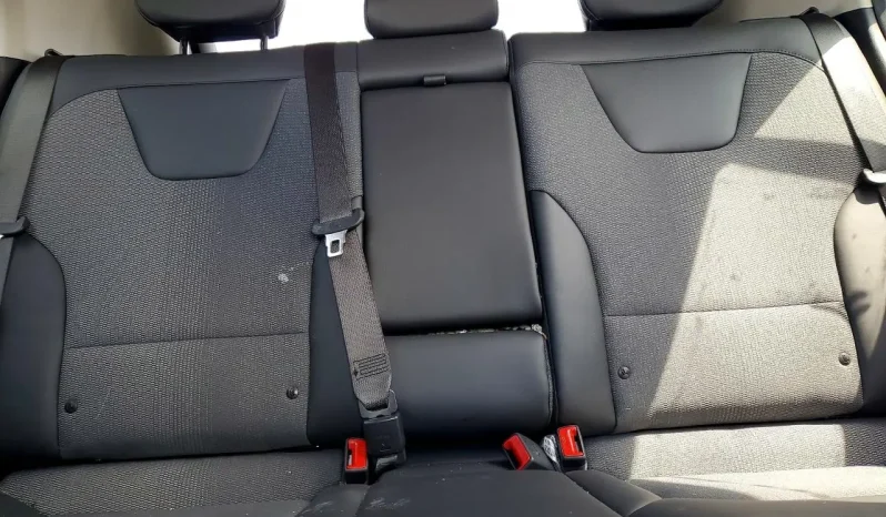 
								KIA Niro full									