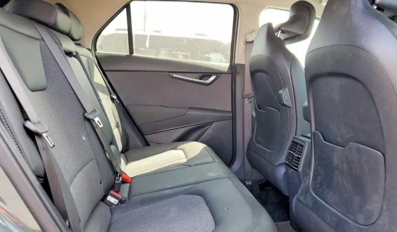 
								KIA Niro full									