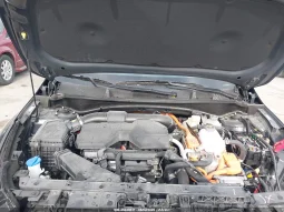 
										KIA Sportage Hybrid full									