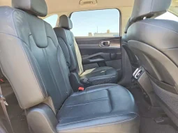 
										Kia Sorento full									