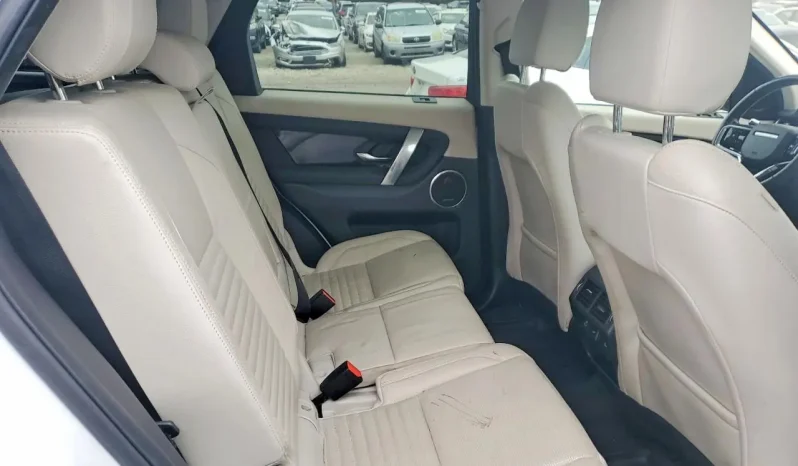 
								Land Rover Discovery full									