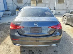 
										Mercedes-Benz C-Class full									
