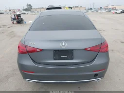 
										Mercedes-Benz C 300 full									