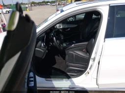 
										Mercedes-Benz C 300 full									