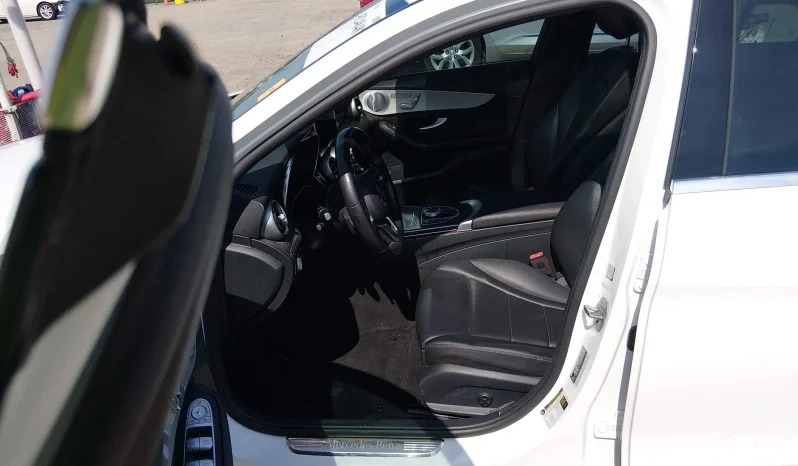 
								Mercedes-Benz C 300 full									