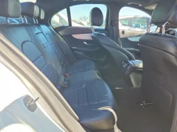 
										Mercedes-Benz C-Class full									