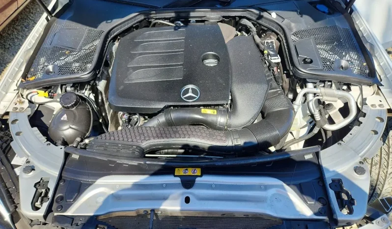 
								Mercedes-Benz C-Class full									