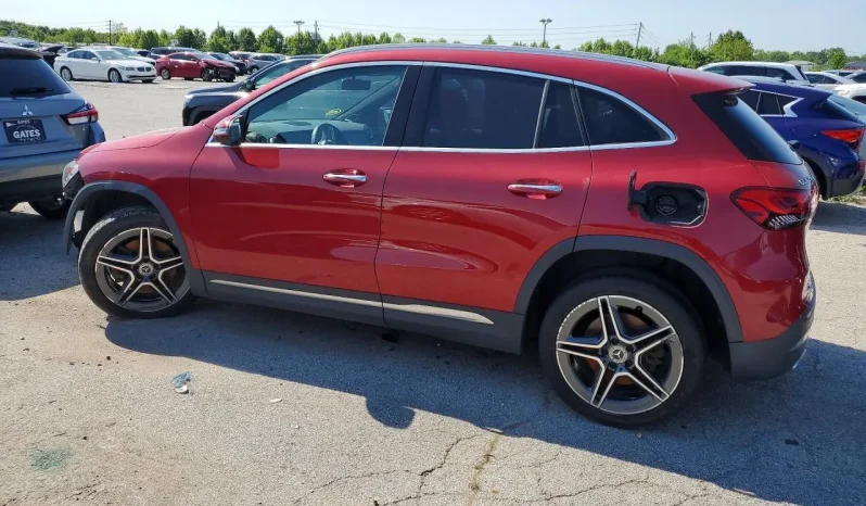 
								Mercedes-Benz GLA 250 full									