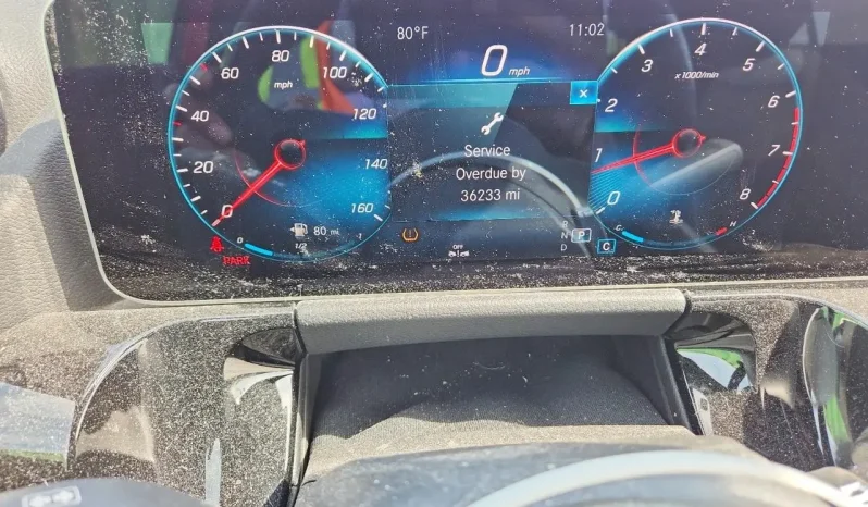 
								Mercedes-Benz GLA 250 full									