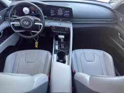 
										2022 Hyundai Elantra, Limited full									