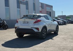 
										2019 Toyota C-HR XLE full									