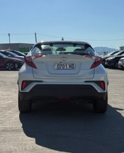 
										2019 Toyota C-HR XLE full									